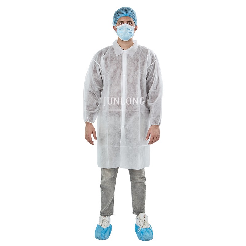 Disposable Plastic Lab Coats in PP material 