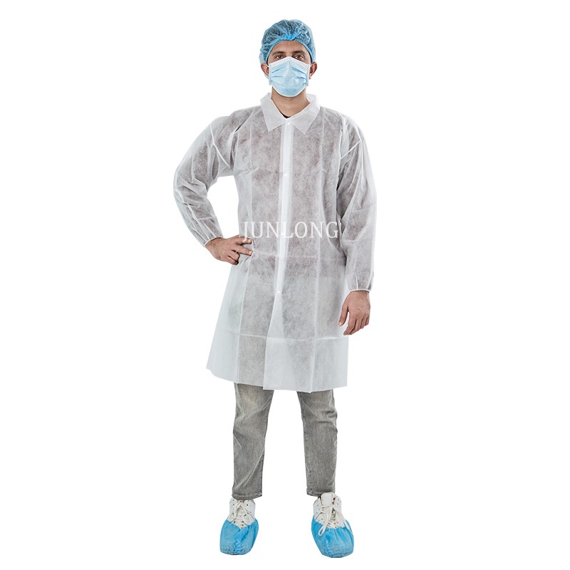 Disposable Plastic Lab Coats in PP material 